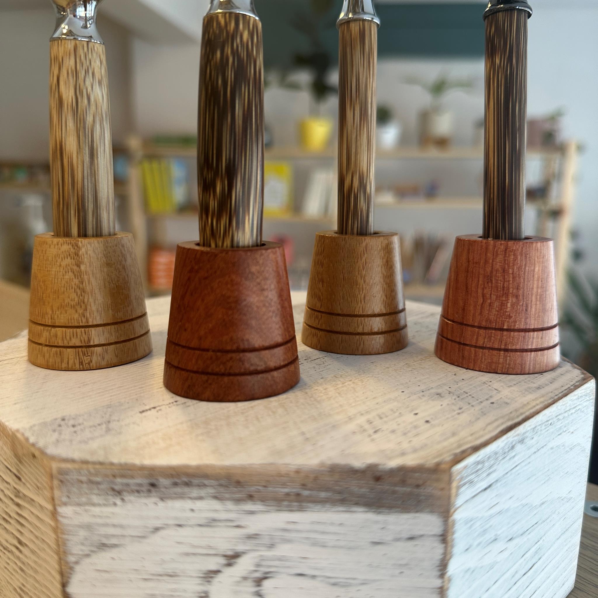 Safety Razor Stand – Tare & Tide