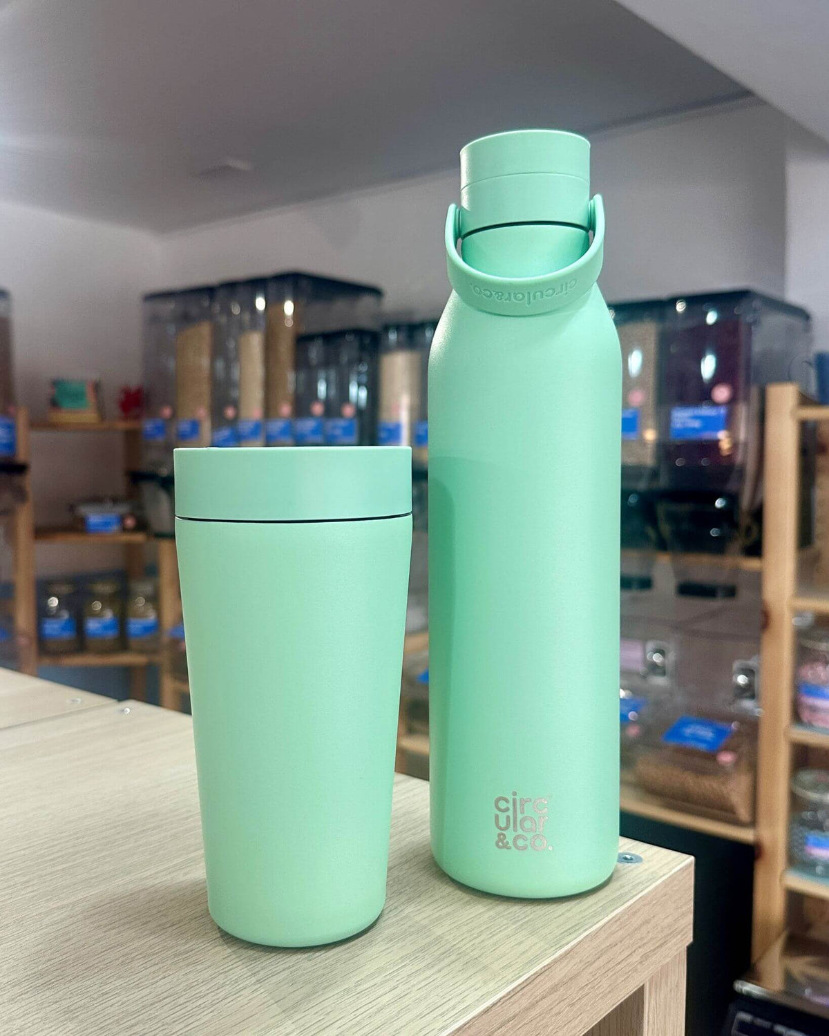 Seaglass Green 750ml Stainless Steel Reusable Bottles