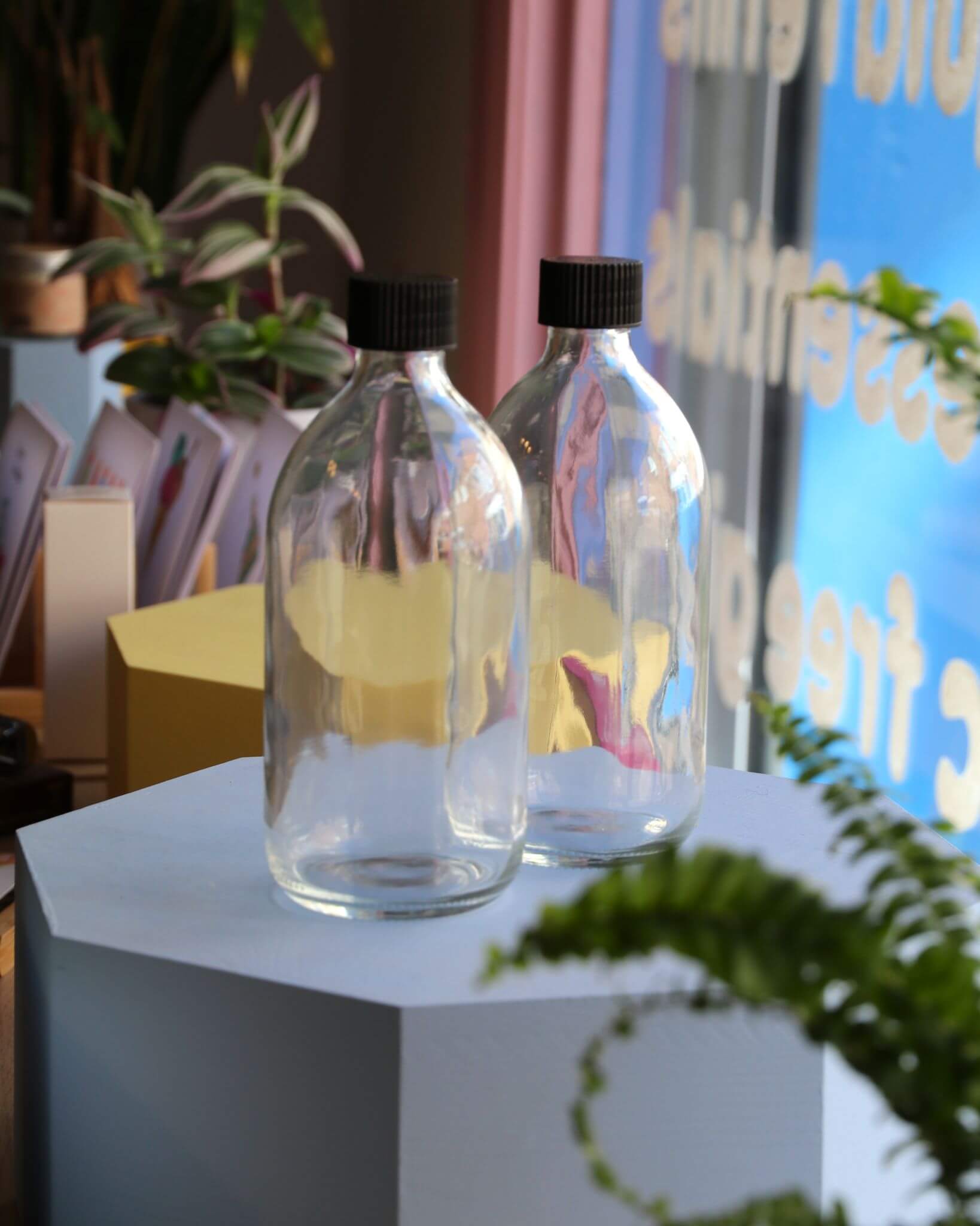 500ml Clear Glass Screw-Cap Bottles