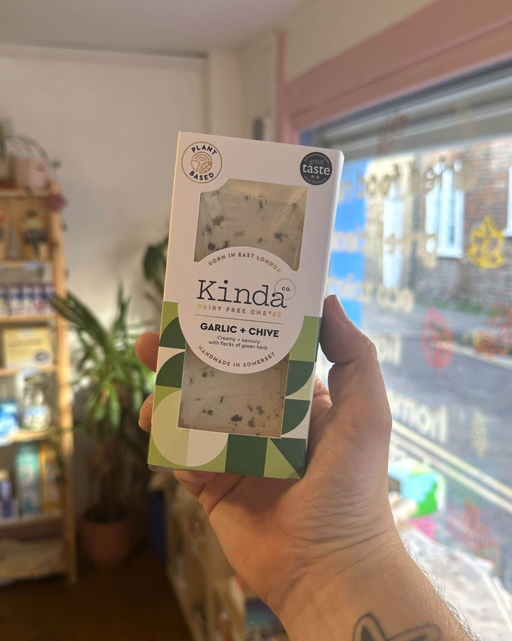 Garlic + Chive - Dairy Free Che*se