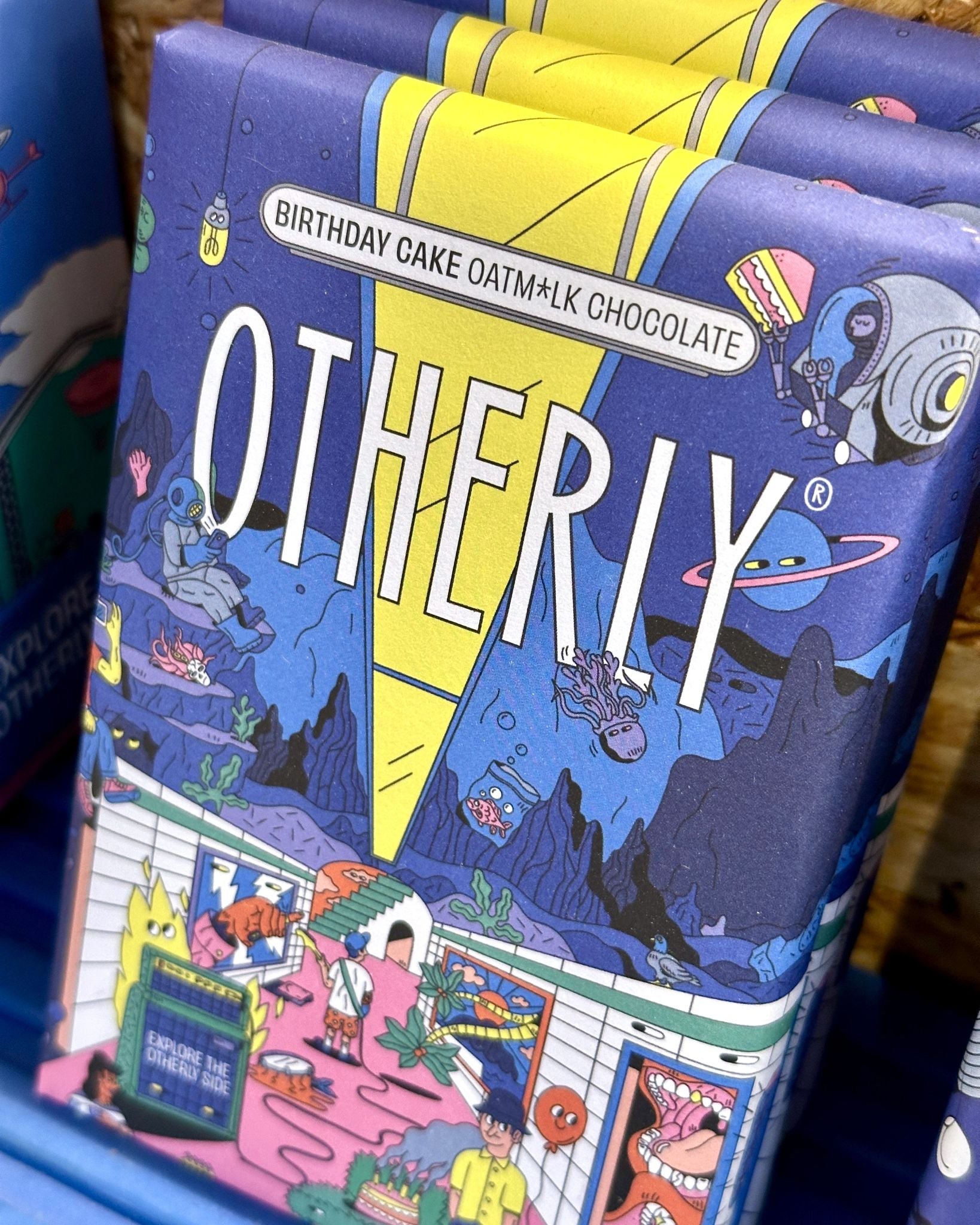 Otherly Birthday Cake Oatm*lk Chocolate Bars